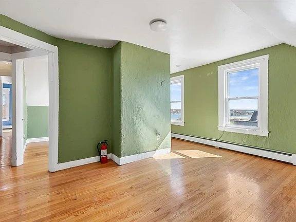 Apartment for rent at 23 Mount Vernon St #5, Gloucester, MA 01930