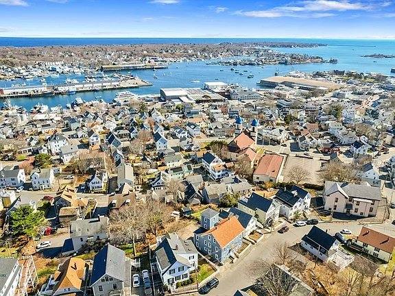 Apartment for rent at 23 Mount Vernon St #5, Gloucester, MA 01930