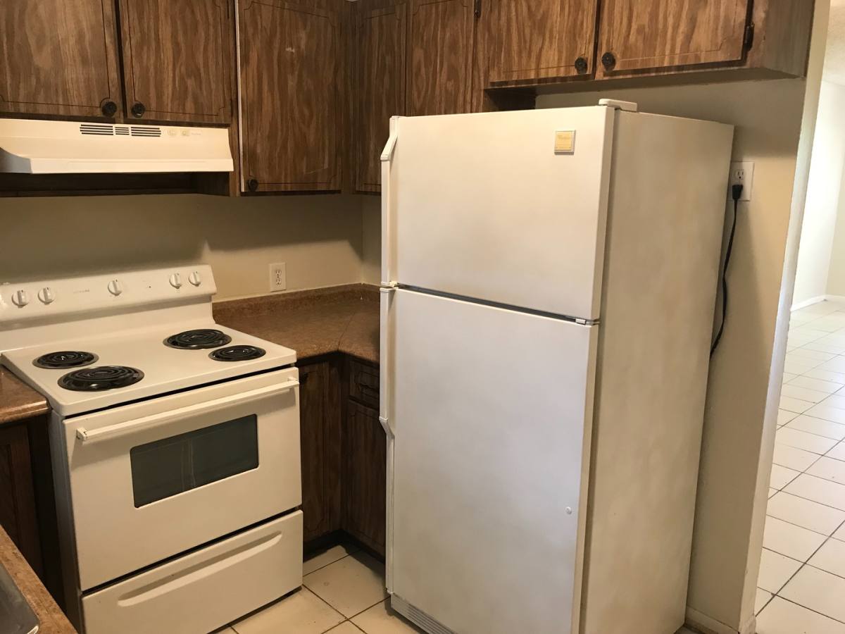 Apartment for rent at 715 SW 15 Ave, Fort Lauderdale, FL 33312