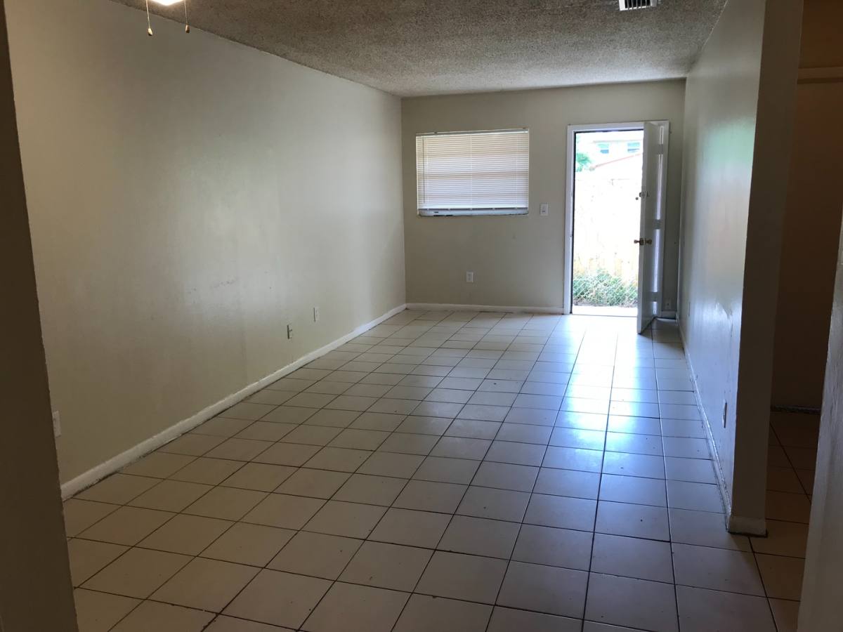 Apartment for rent at 715 SW 15 Ave, Fort Lauderdale, FL 33312