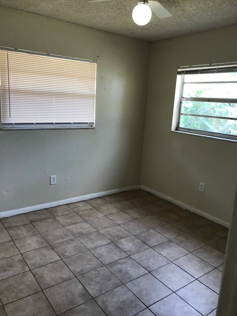 Apartment for rent at 715 SW 15 Ave, Fort Lauderdale, FL 33312