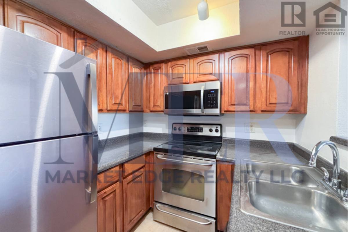 House for rent at 3601 W Tierra Buena Lane, Phoenix, AZ 85053
