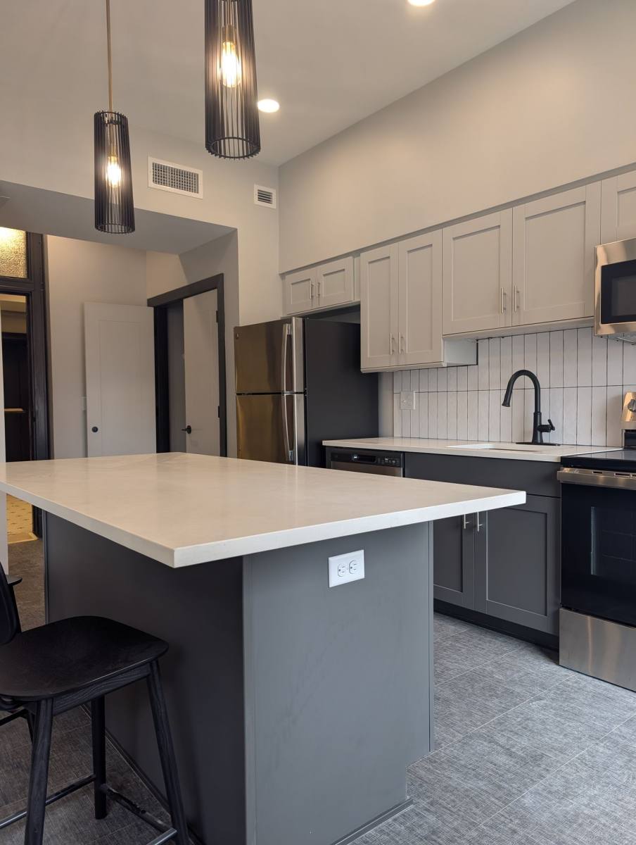 Apartment for rent at 1904 Farnam St, Omaha, NE 68102