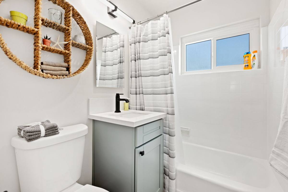 Apartment for rent at 5066-68 Brighton Ave, San Diego, CA 92107