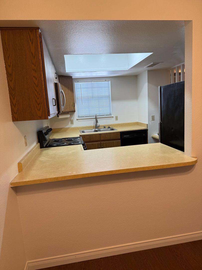 Condo for rent at 3823 S Maryland Parkway, Las Vegas, NV 89119