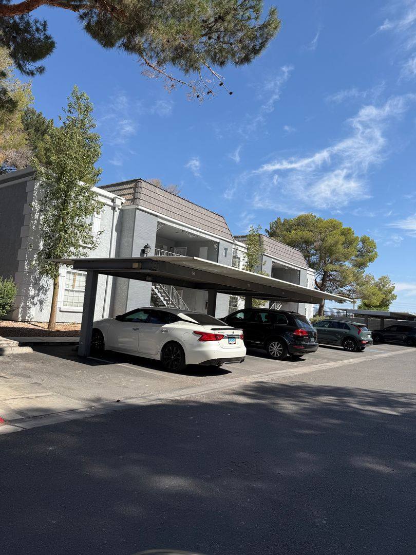 Condo for rent at 3823 S Maryland Parkway, Las Vegas, NV 89119