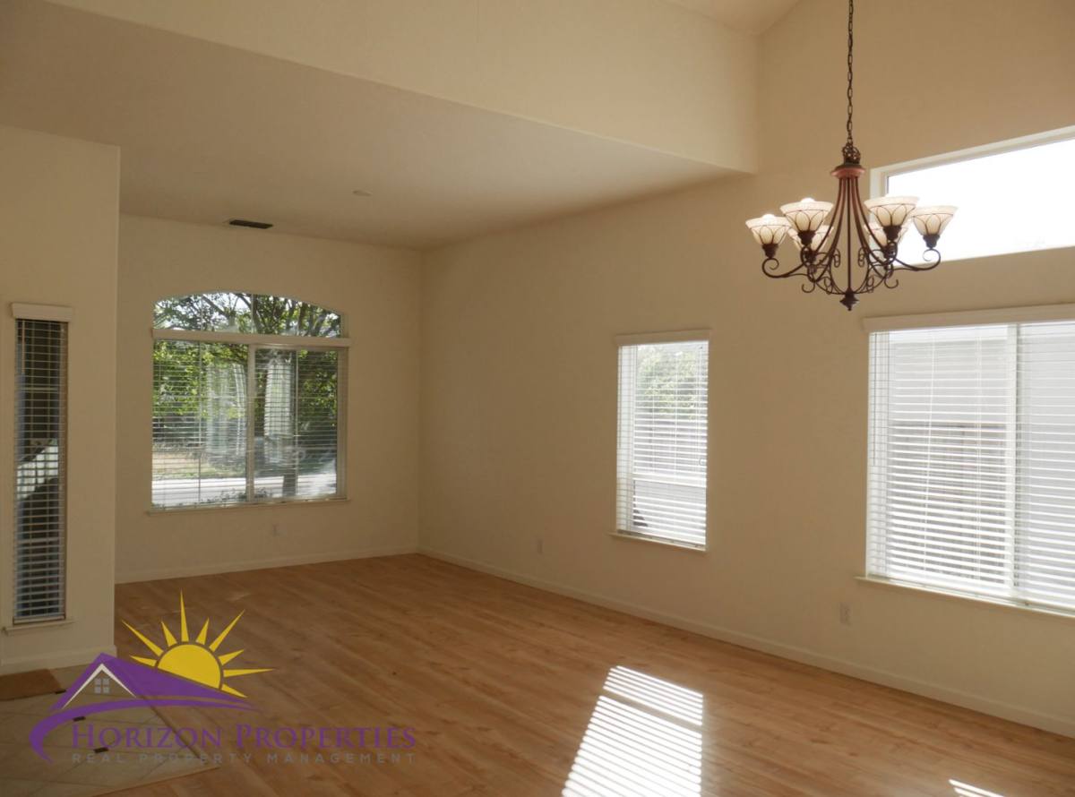 House for rent at 170 Battlecreek Circle, Sacramento, CA 95835