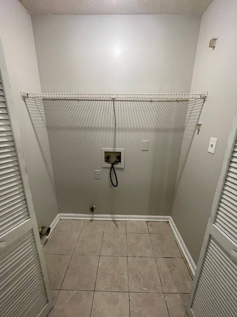 Apartment for rent at 105 Fruitwood Trace, Riverdale, GA 30296