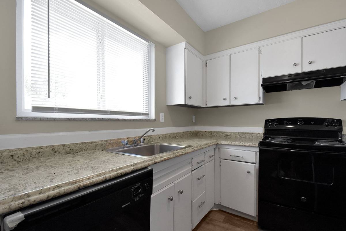 Townhouse for rent at 2383 Belcher Dr, Columbus, OH 43224