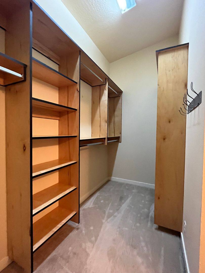 House for rent at 1445 Perdue Loop, Eugene, OR 97401