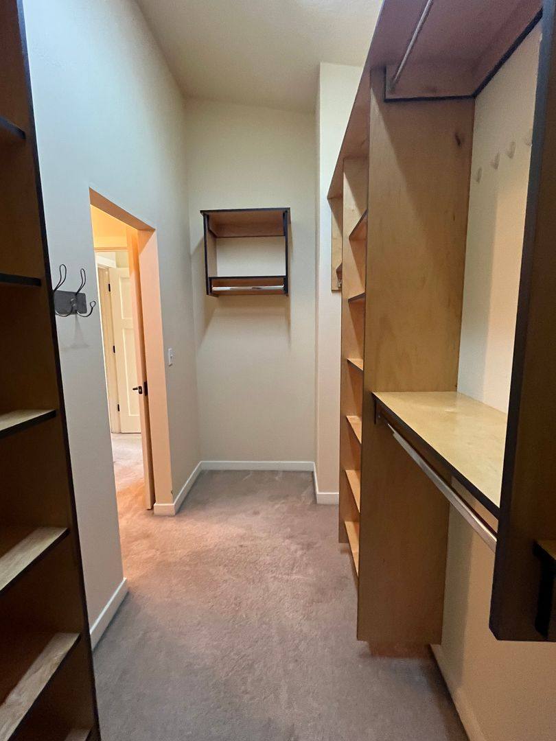 House for rent at 1445 Perdue Loop, Eugene, OR 97401
