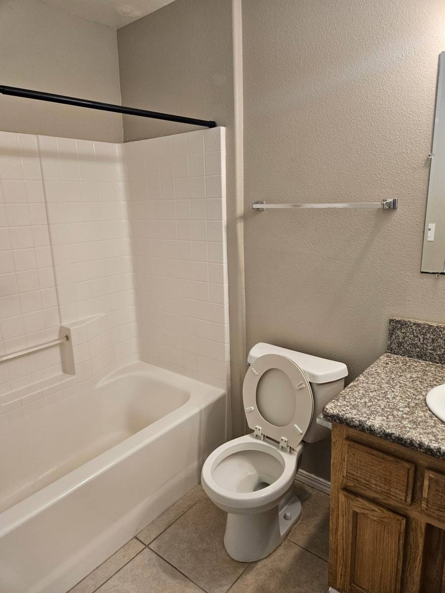 Apartment for rent at 2785 Central Park Dr #A-C, Wasco, CA 93280