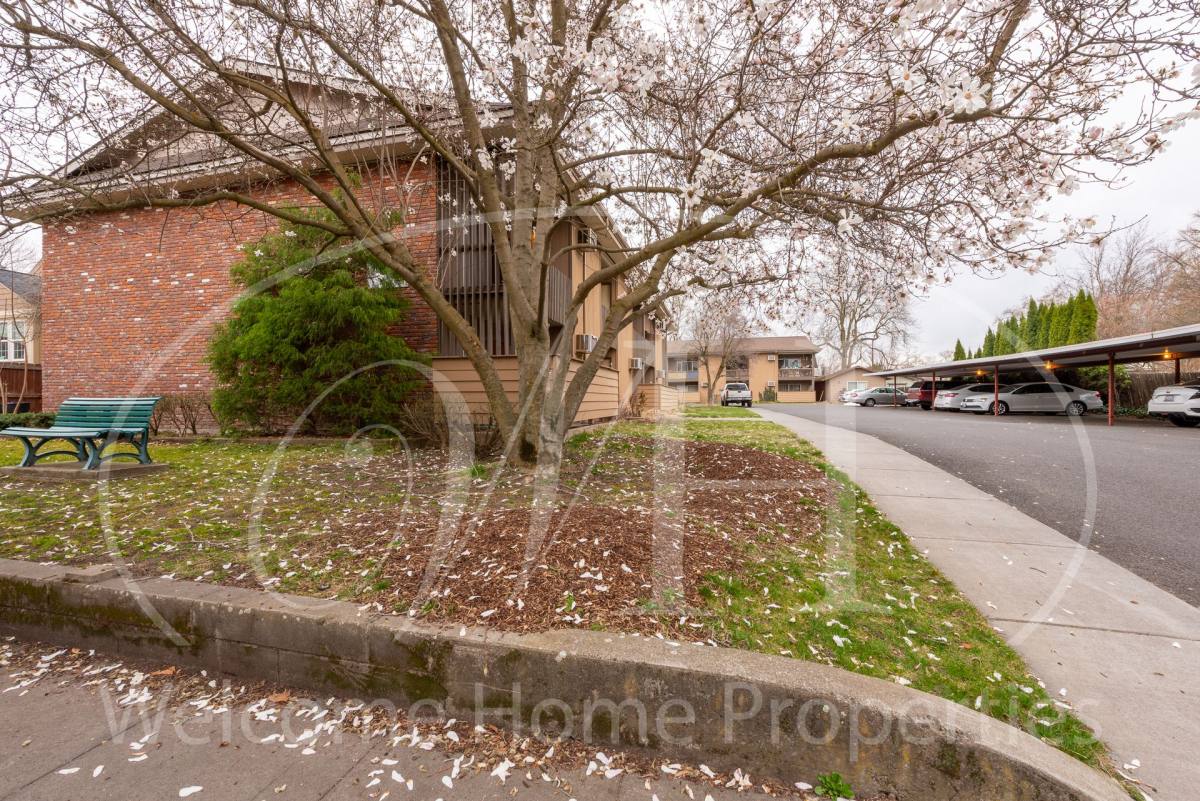 Apartment for rent at 420 Catherine St, Walla Walla, WA 99362
