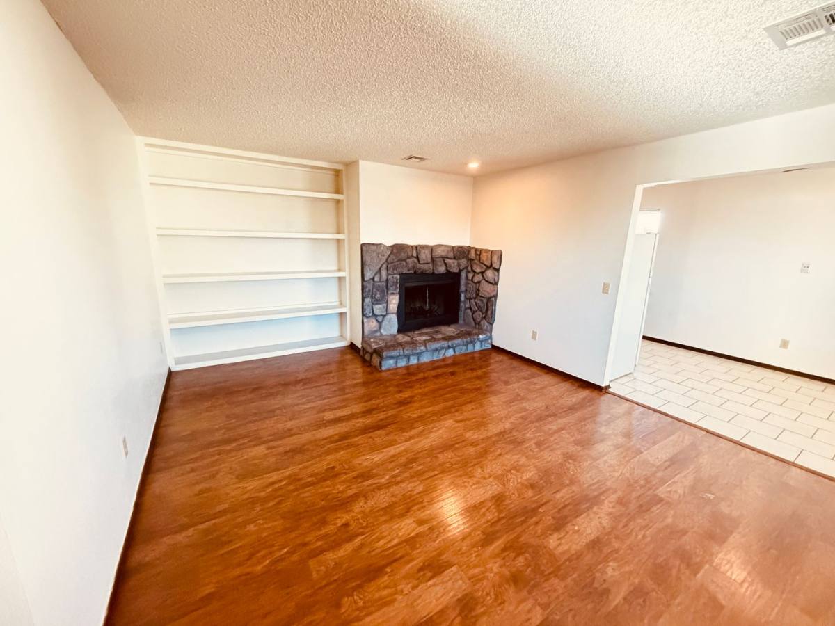 Apartment for rent at 316 Falcon Court, Norman, OK 73069