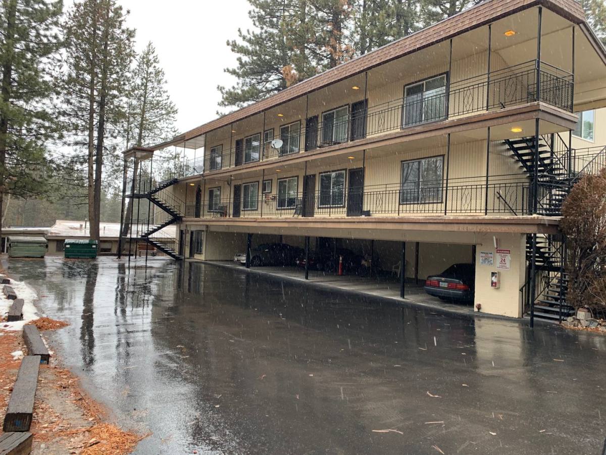 Apartment for rent at 3993 Manzanita Ave, South Lake Tahoe, CA 96150