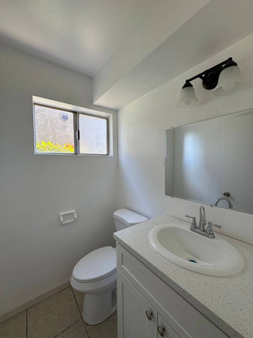 Apartment for rent at 3920-3932 Christmas Tree Lane, Bakersfield, CA 93306