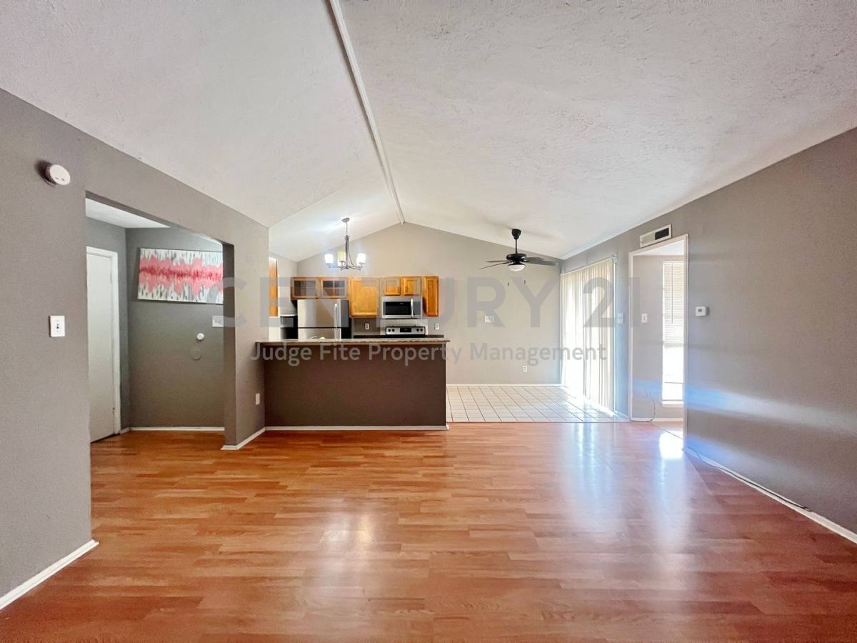 House for rent at 6011 Dooley Dr, The Colony, TX 75056