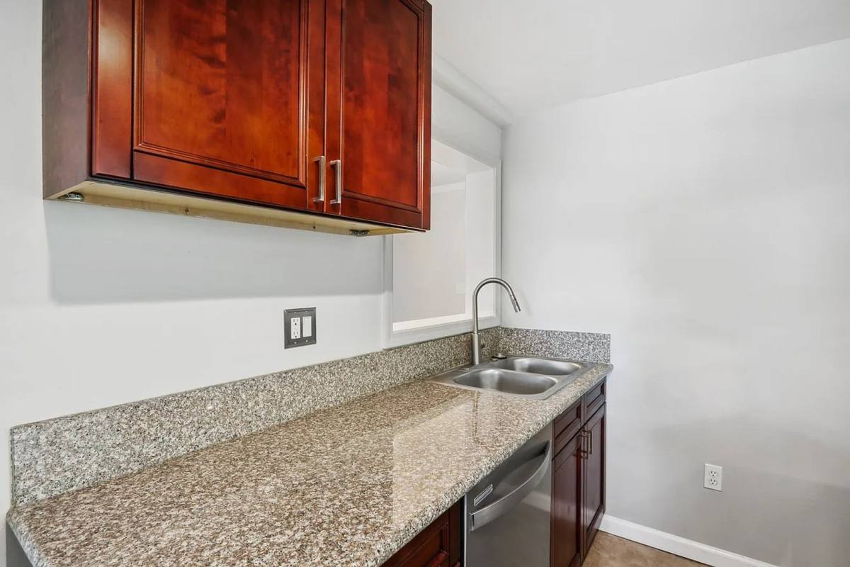 Apartment for rent at 1268 Eastland Rd SE, Atlanta, GA 30316
