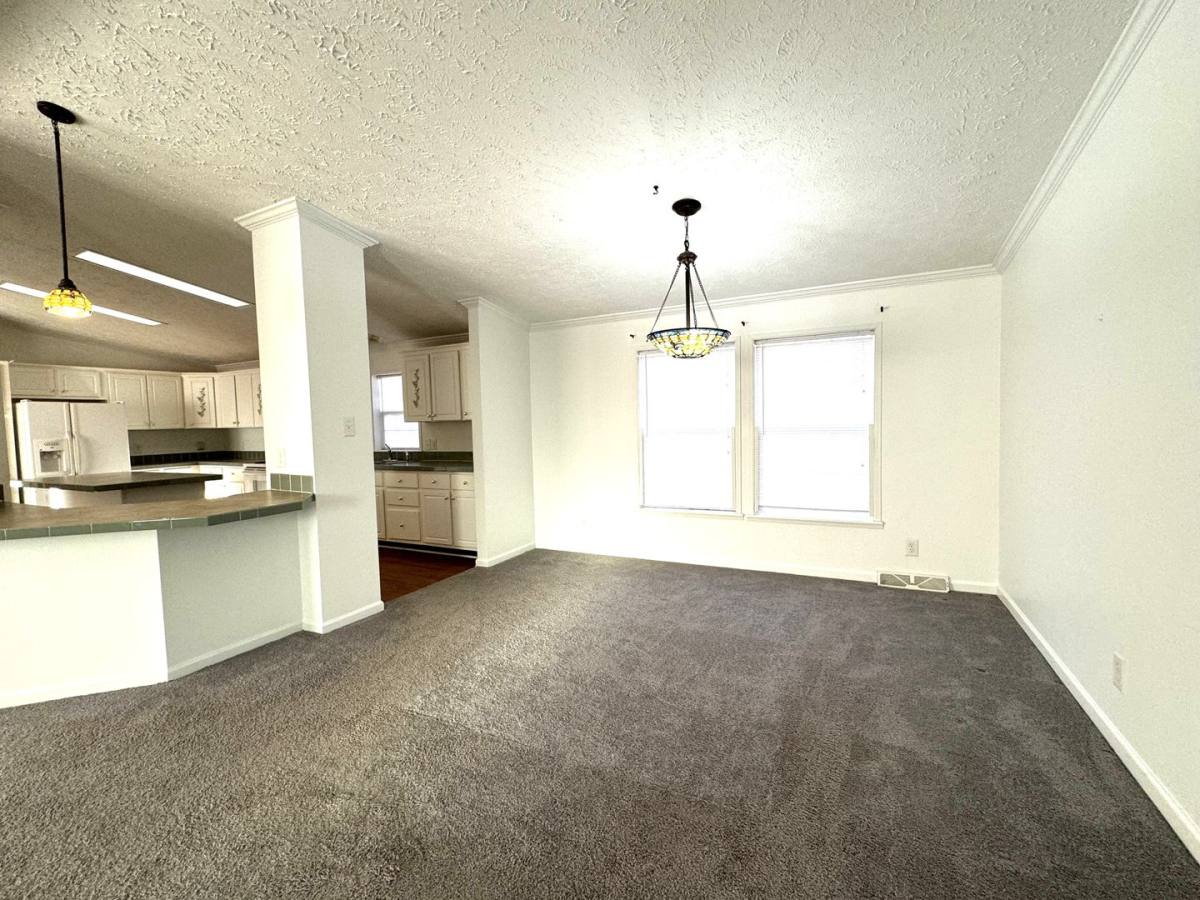 House for rent at 257 Edgewood Church Rd, Mebane, NC 27302