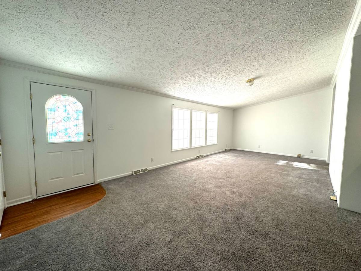 House for rent at 257 Edgewood Church Rd, Mebane, NC 27302