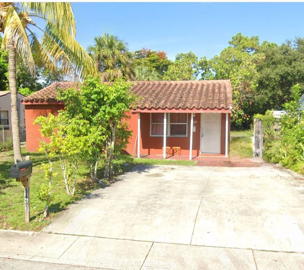 House for rent at 1433 NW 2 Ave, Fort Lauderdale, FL 33311