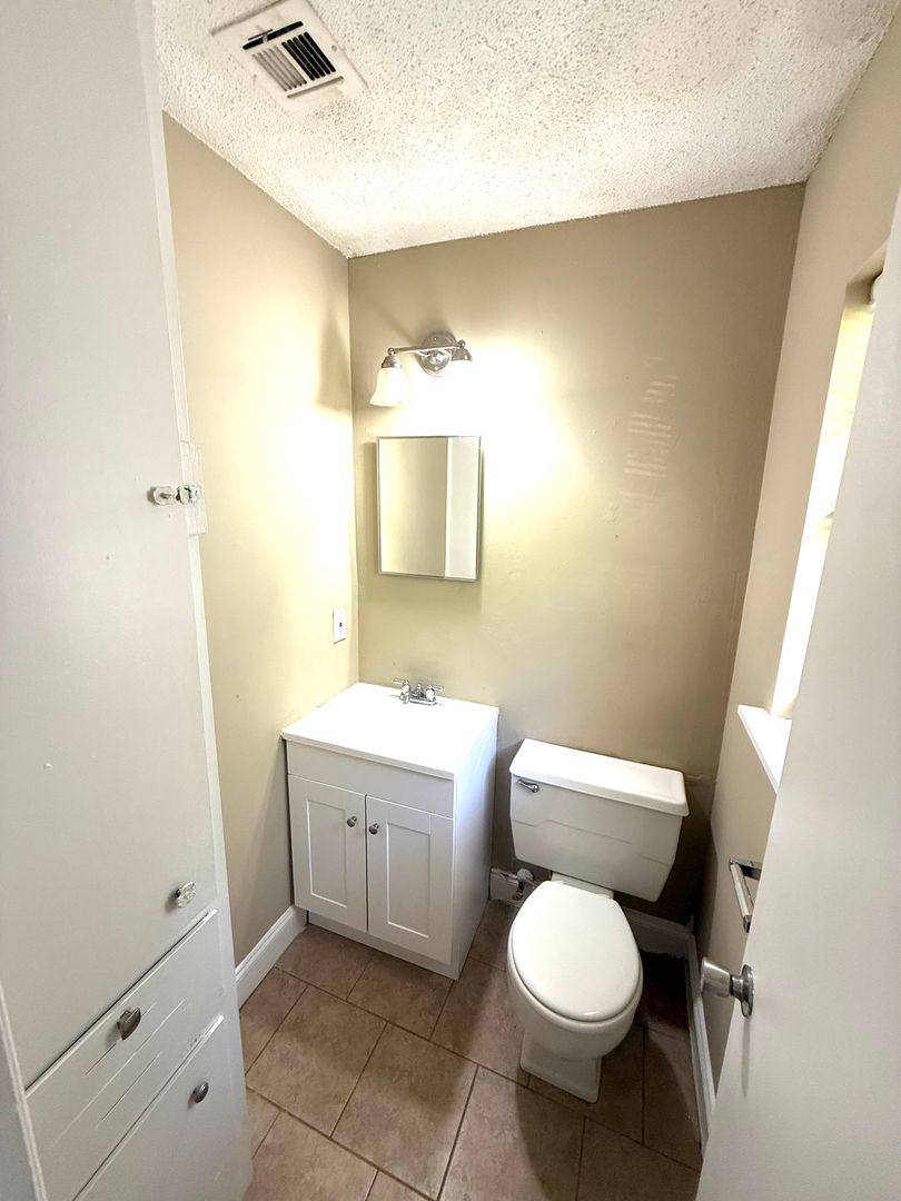 House for rent at 428 Fieldbrook Dr, Montgomery, AL 36117