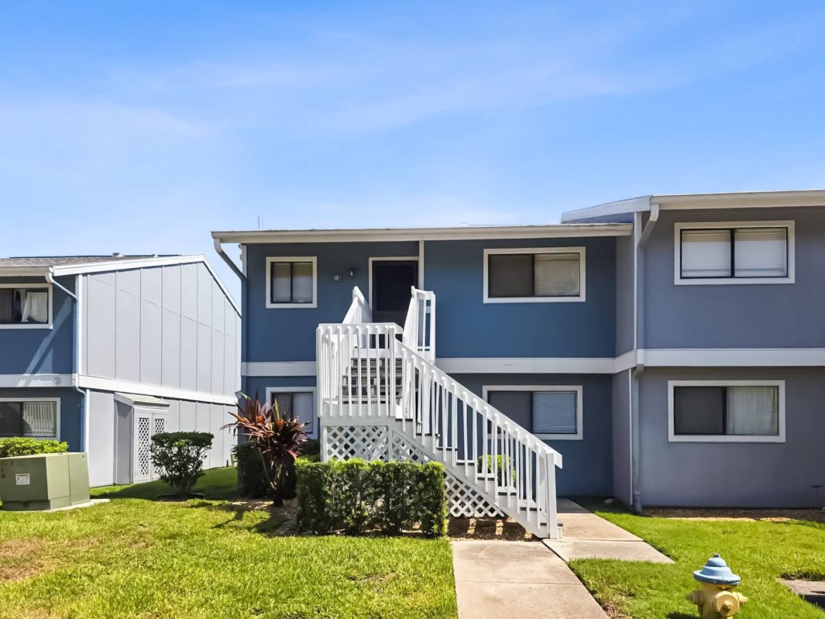 Condo for rent at 6033 34th St W #11, Bradenton, FL 34210