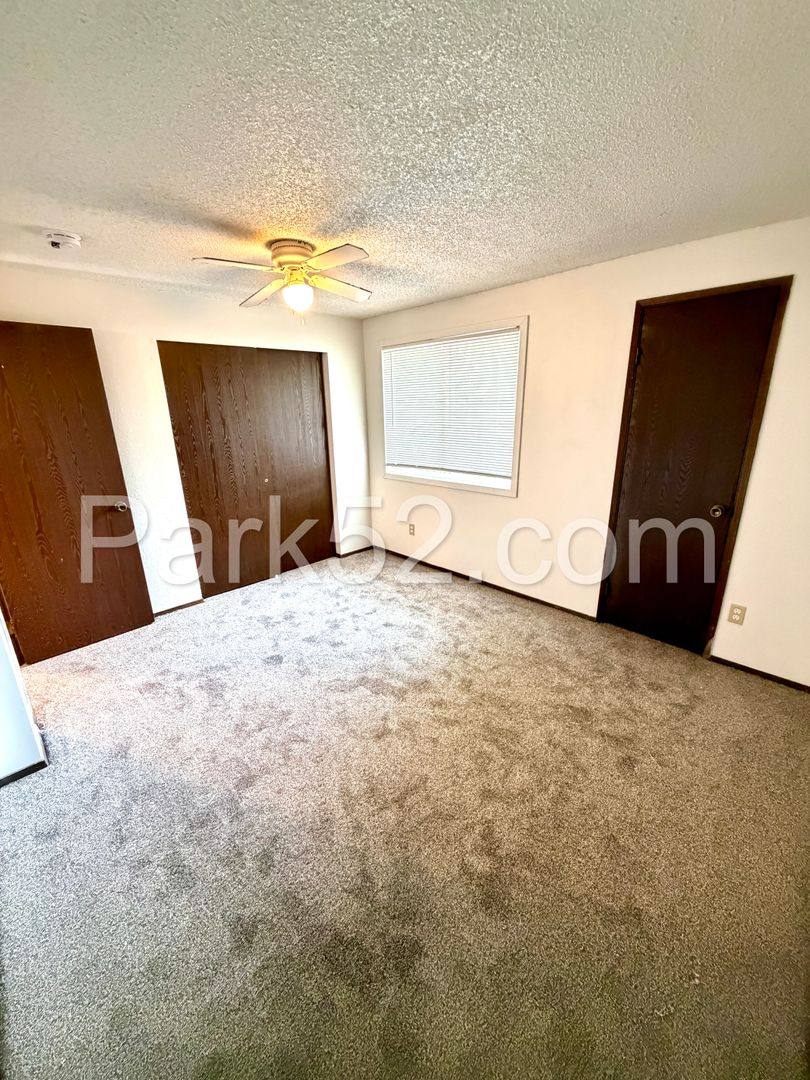 Townhouse for rent at 9421 43rd St Court W, Tacoma, WA 98466