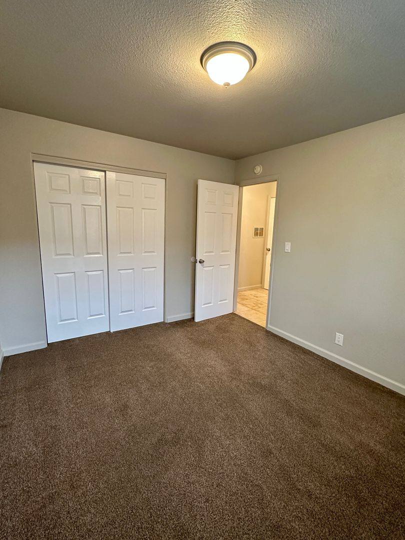 Apartment for rent at 337 N Merrill Ave, Willows, CA 95988