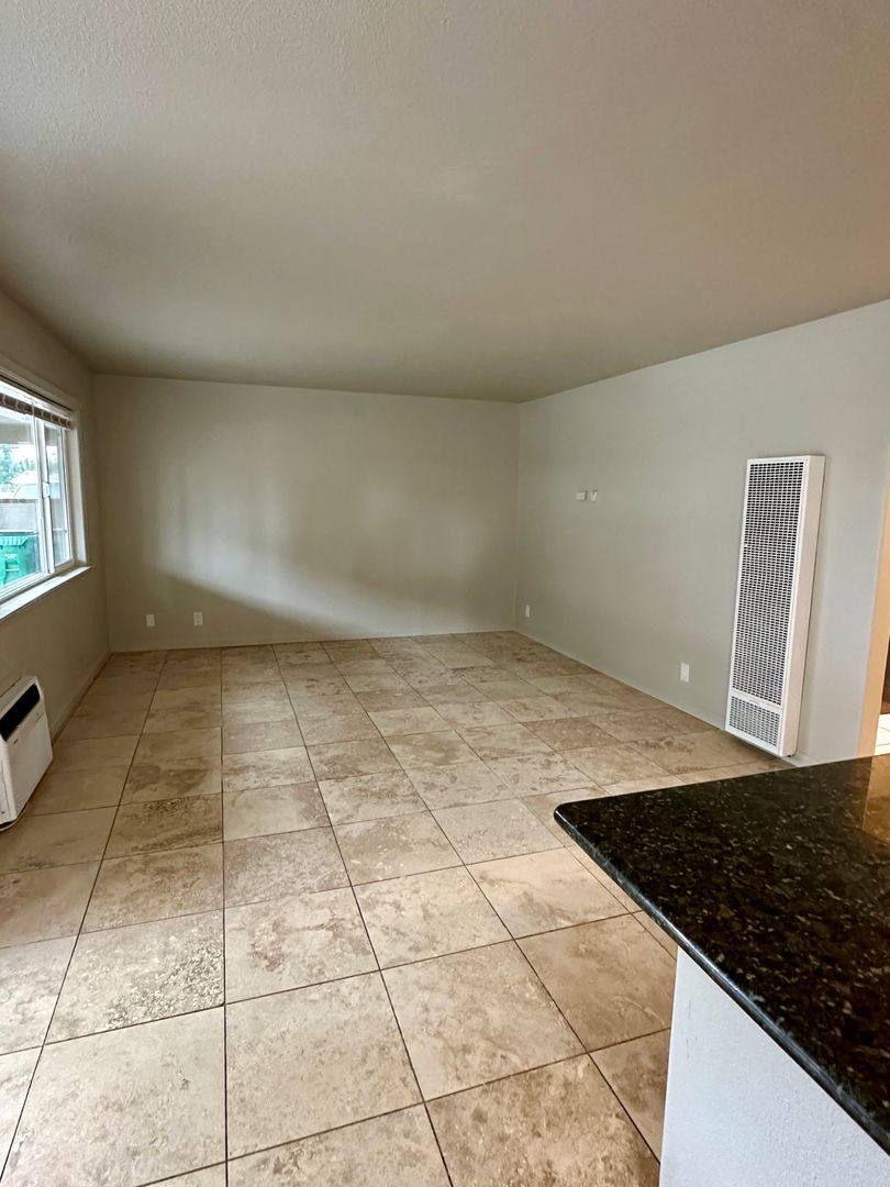 Apartment for rent at 337 N Merrill Ave, Willows, CA 95988