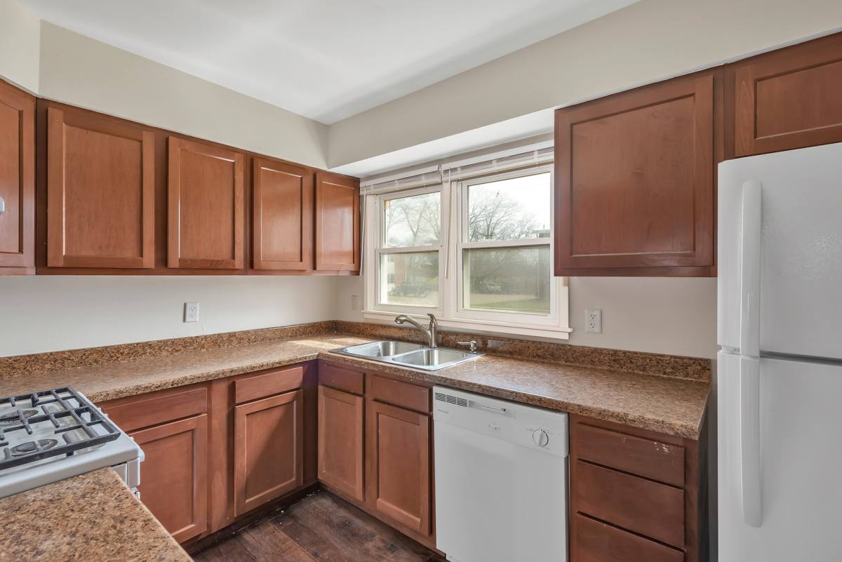 Townhouse for rent at 1 -16 Locust Rd, Battle Creek, MI 49037