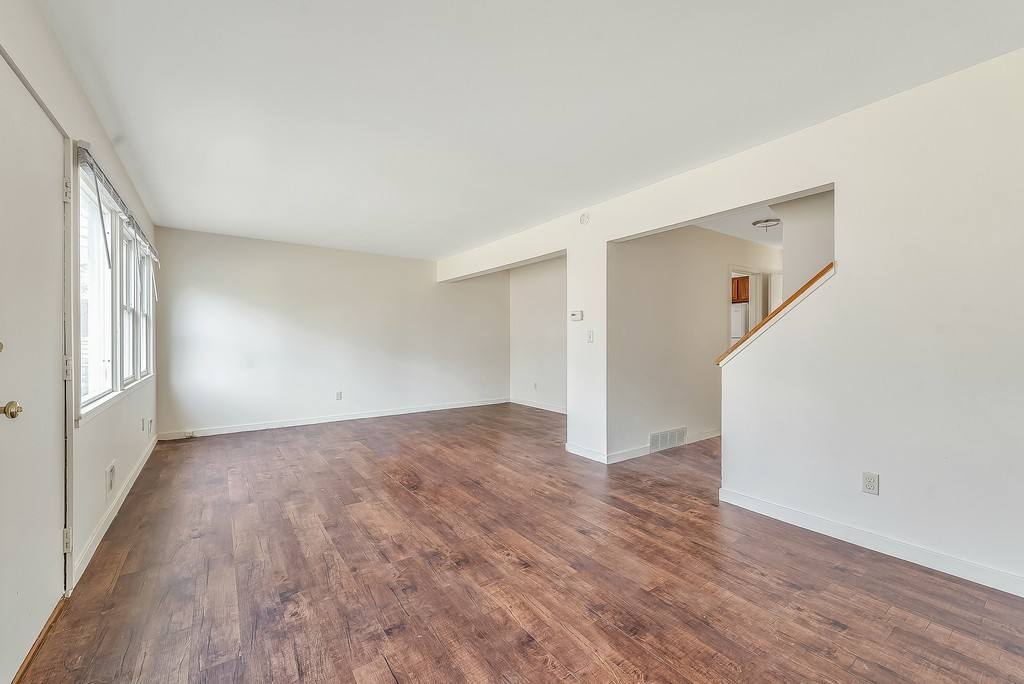 Townhouse for rent at 1 -16 Locust Rd, Battle Creek, MI 49037