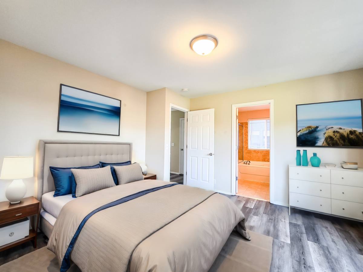 Townhouse for rent at 2004 32nd St #A, Everett, WA 98201