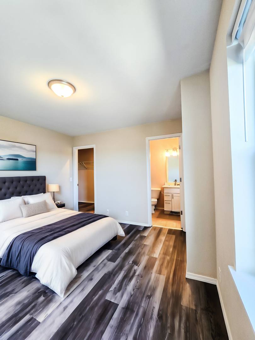 Townhouse for rent at 2004 32nd St #A, Everett, WA 98201