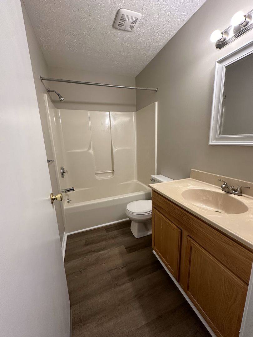 Apartment for rent at 365 Prairie Dr, Louisville, KY 40229