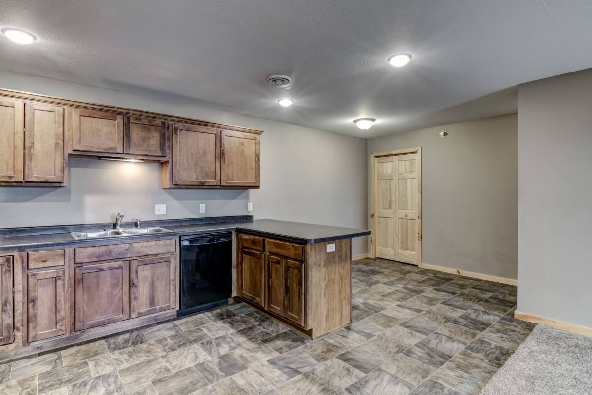 Apartment for rent at 1252 Parkland Dr, Chippewa Falls, WI 54729