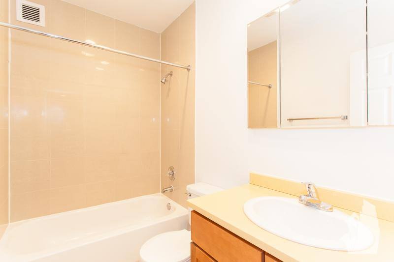 Apartment for rent at 4607 N Sheridan Rd #307, Chicago, IL 60640