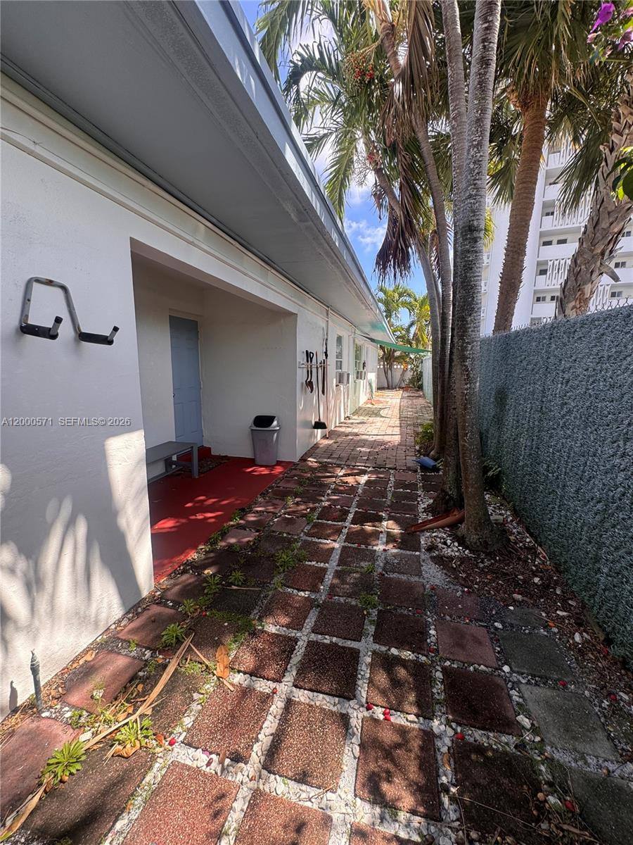 Apartment for rent at 2900 N Ocean Blvd, Fort Lauderdale, FL 33308