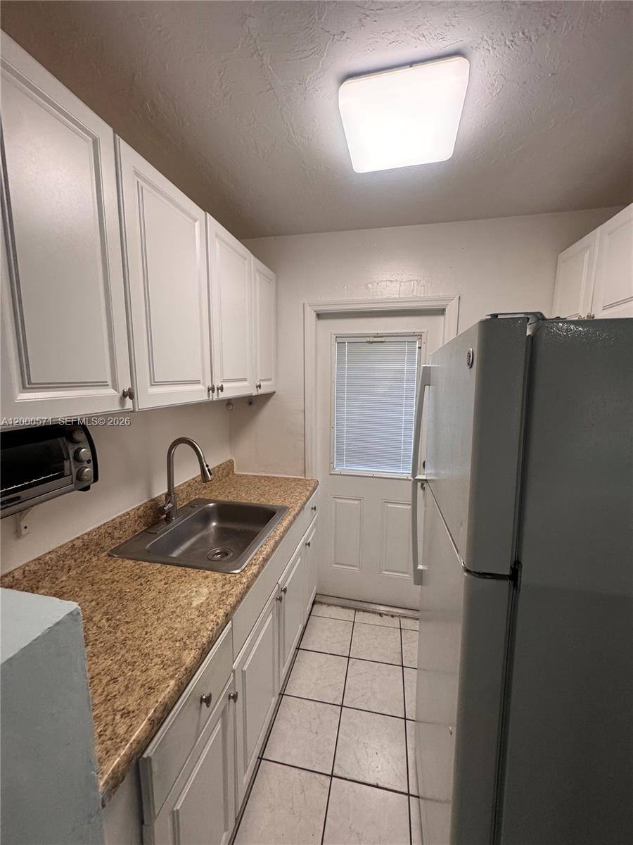 Apartment for rent at 2900 N Ocean Blvd, Fort Lauderdale, FL 33308