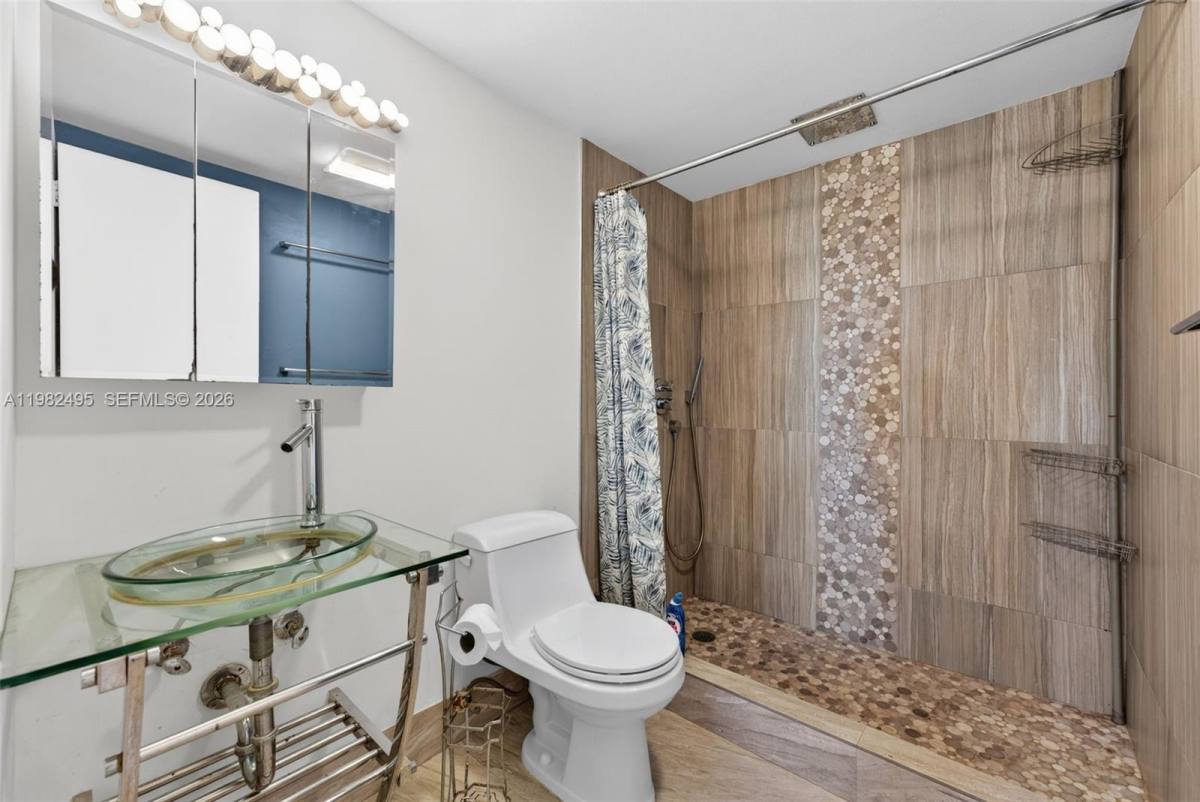 Condo for rent at 3000 NE 5th Terrace, Fort Lauderdale, FL 33334