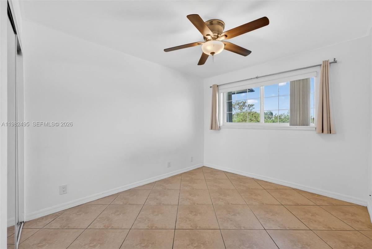 Condo for rent at 3000 NE 5th Terrace, Fort Lauderdale, FL 33334