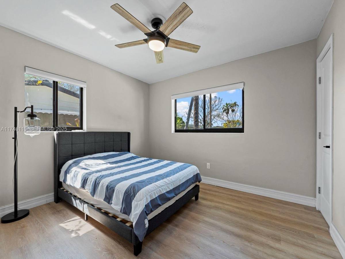 House for rent at 4925 SW 102nd Place, Miami, FL 33165