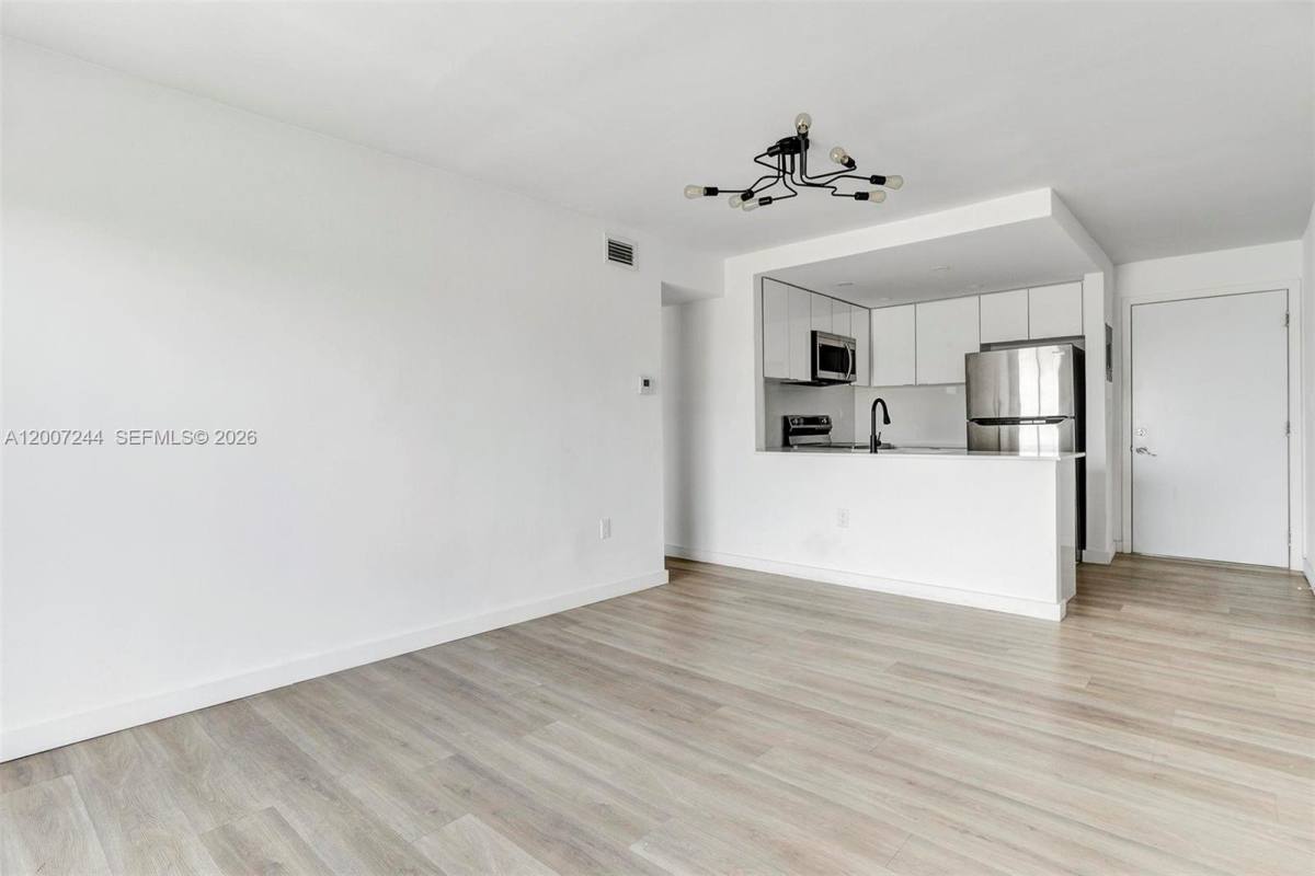 Apartment for rent at 620 SW 10th St #301, Miami, FL 33130