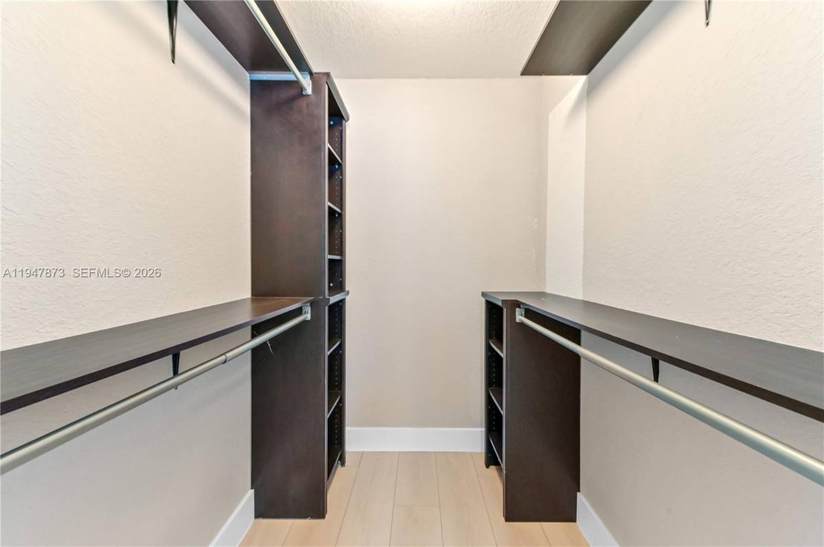 Condo for rent at 4802 Washington St #5, Hollywood, FL 33021