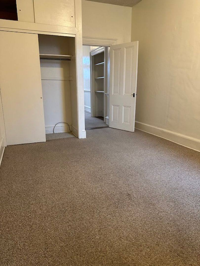 Apartment for rent at 19 E Main St, Strasburg, PA 17579