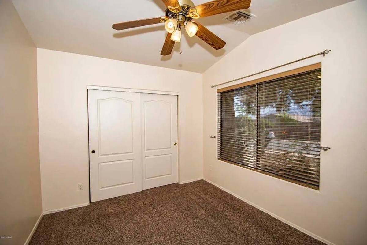 House for rent at 11557 N Flat Iron Dr, Tucson, AZ 85737