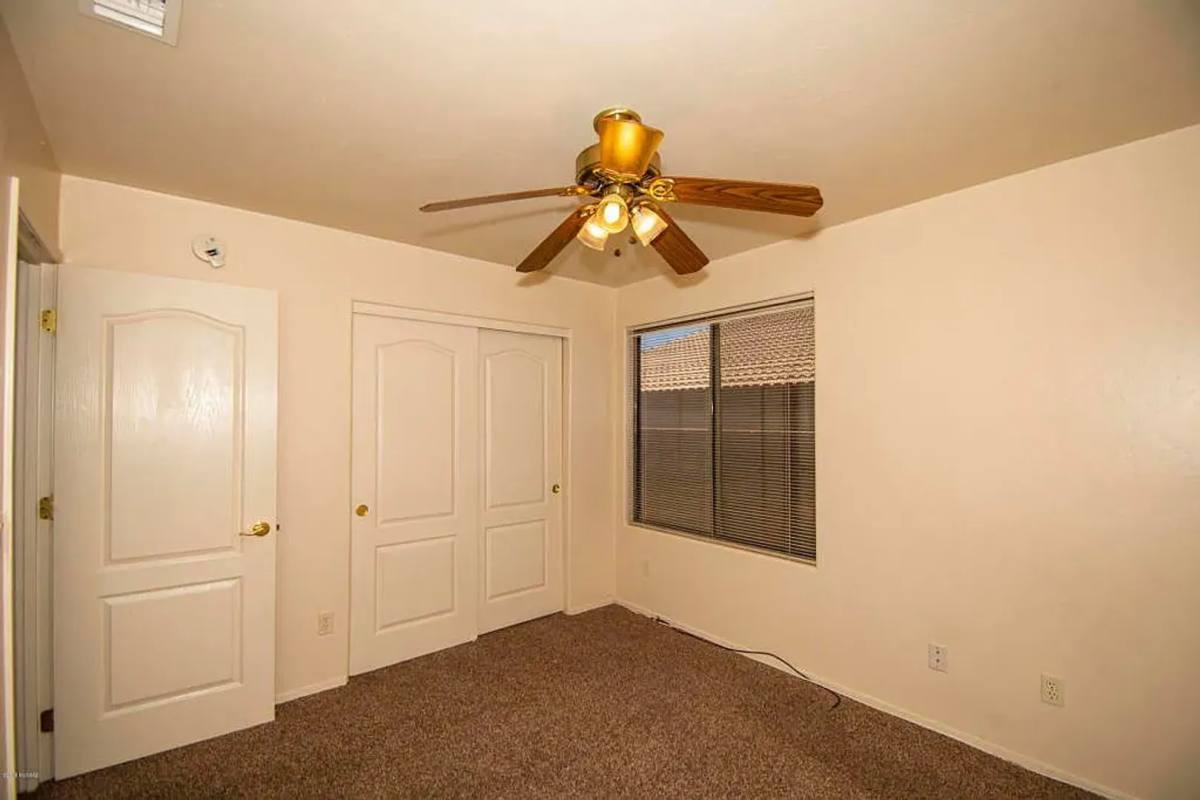 House for rent at 11557 N Flat Iron Dr, Tucson, AZ 85737
