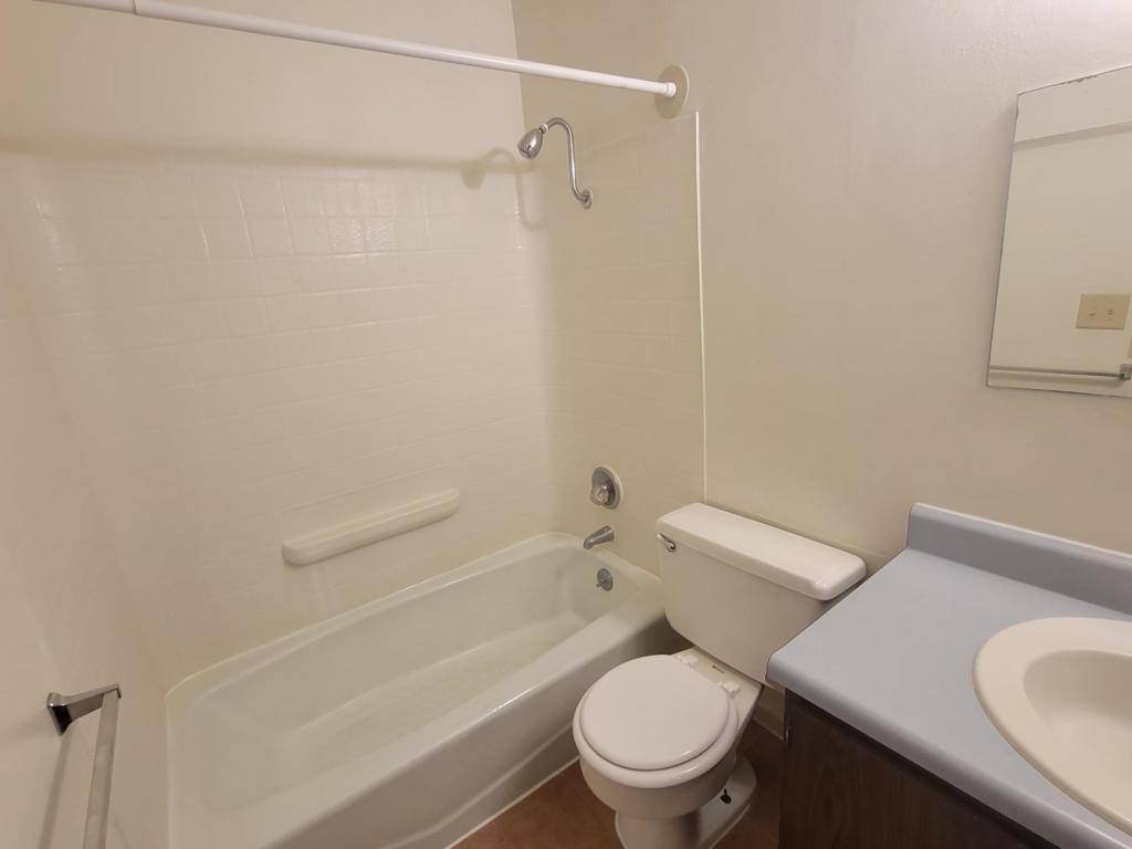 Apartment for rent at 1315 D St #9, Lincoln, NE 68502