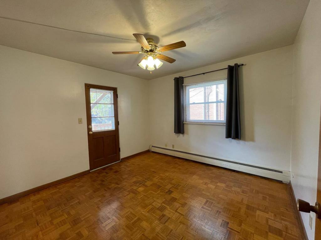 Apartment for rent at 1821 G St #4, Lincoln, NE 68508
