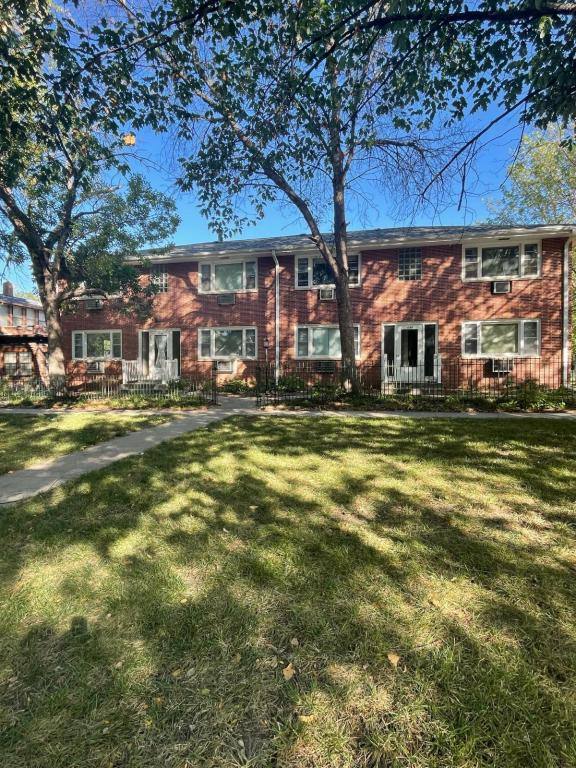 Apartment for rent at 1544 S 11th #4, Lincoln, NE 68502